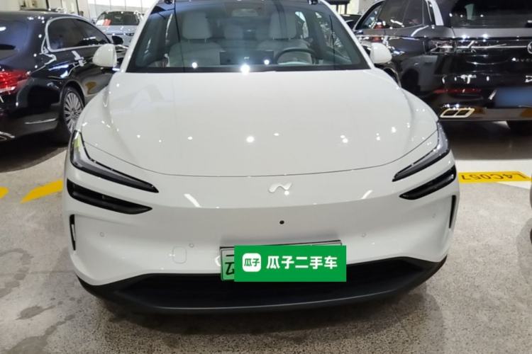 Used ONVO L60 2024 60 kWh All-Wheel Drive Front