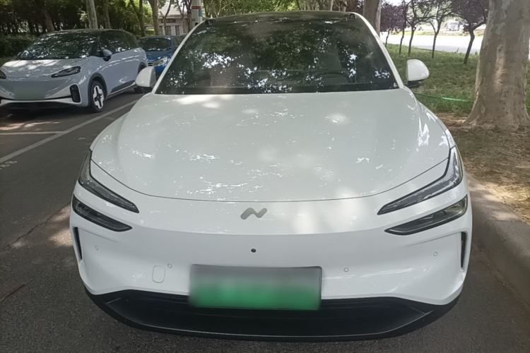 Used ONVO L60 2024 60 kWh Rear-Drive Version Front