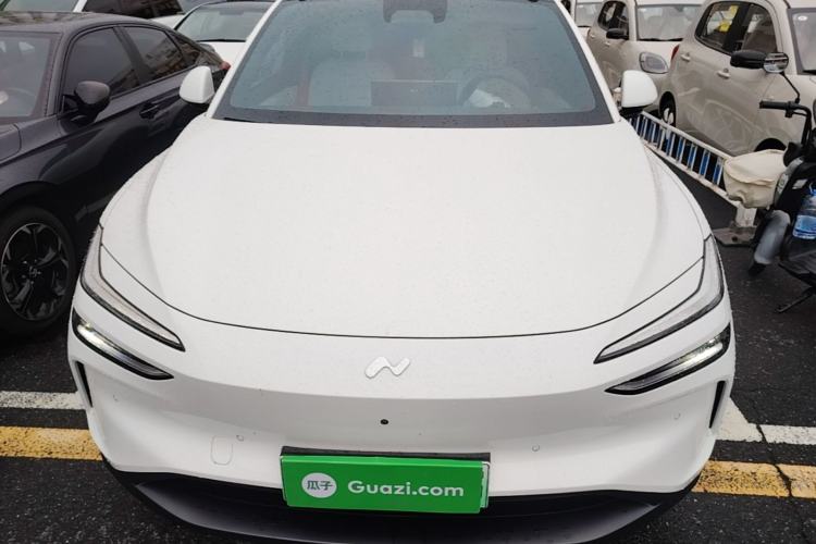 Used ONVO L60 2024 60 kWh Rear-Drive Version Front