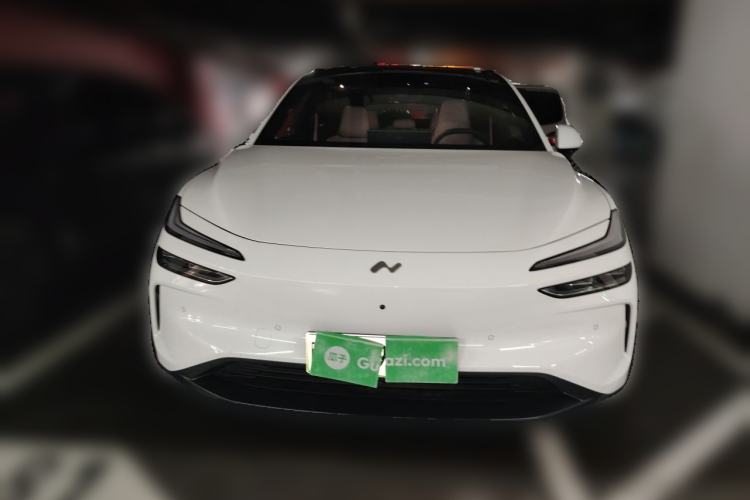 Used ONVO L60 2024 60 kWh Rear-Drive Version Front