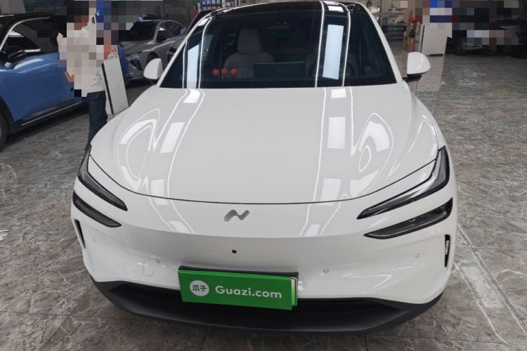 Used ONVO L60 2024 60 kWh Rear-Drive Version Front