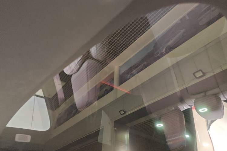 Used ONVO L60 2024 60 kWh Rear-Drive Version Headliner