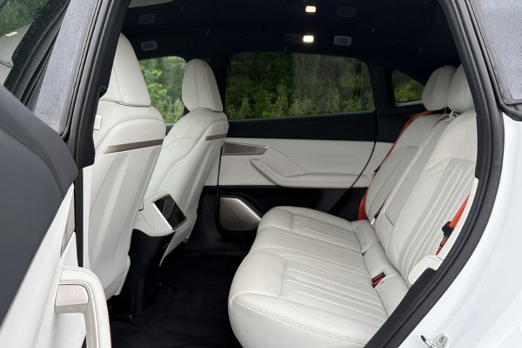 Used ONVO L60 2024 60 kWh Rear-Drive Version Interior 2