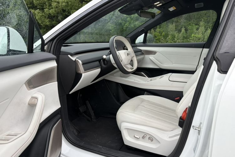 Used ONVO L60 2024 60 kWh Rear-Drive Version Interior 4
