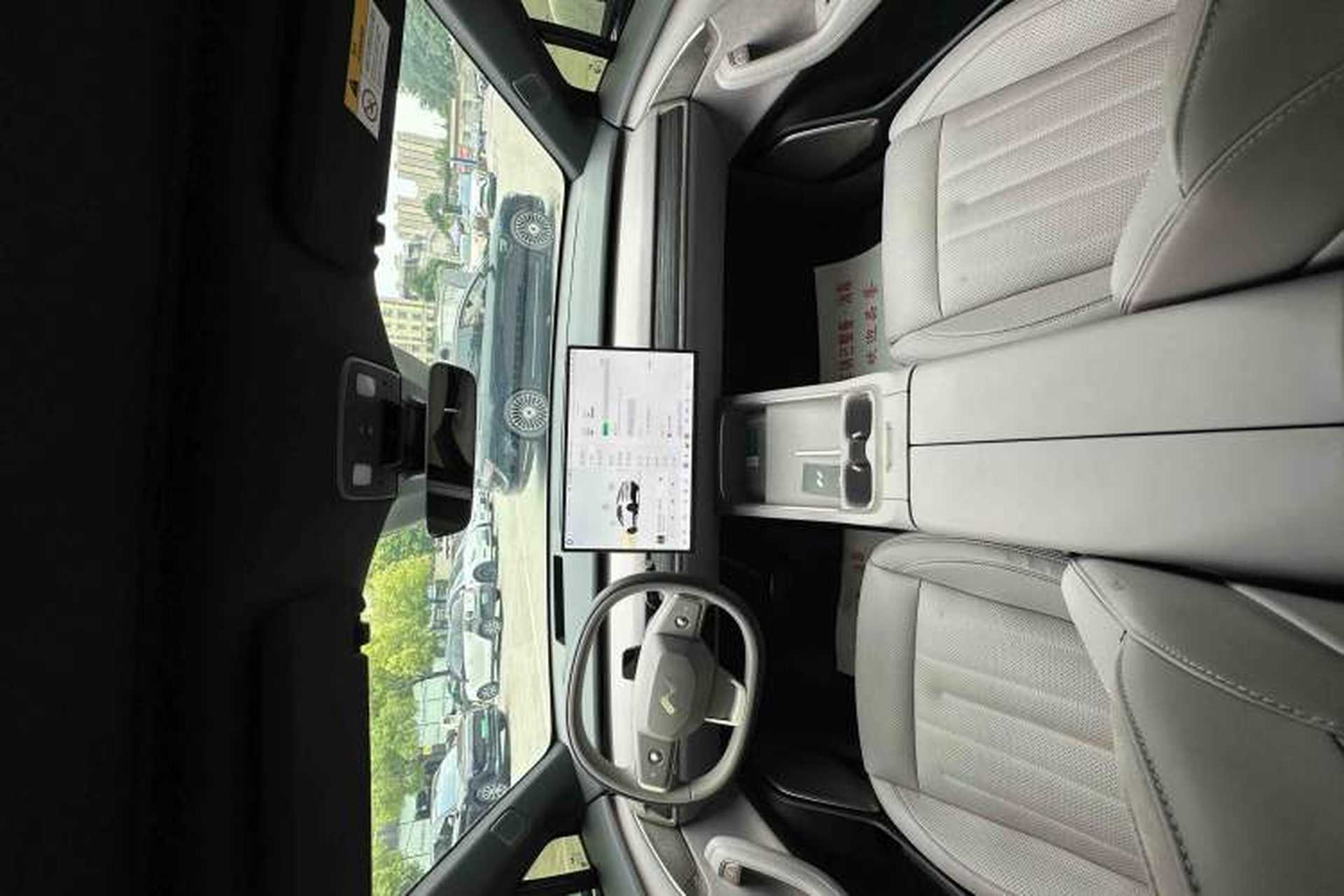 Used ONVO L60 2024 60 kWh Rear-Drive Version Interior 4