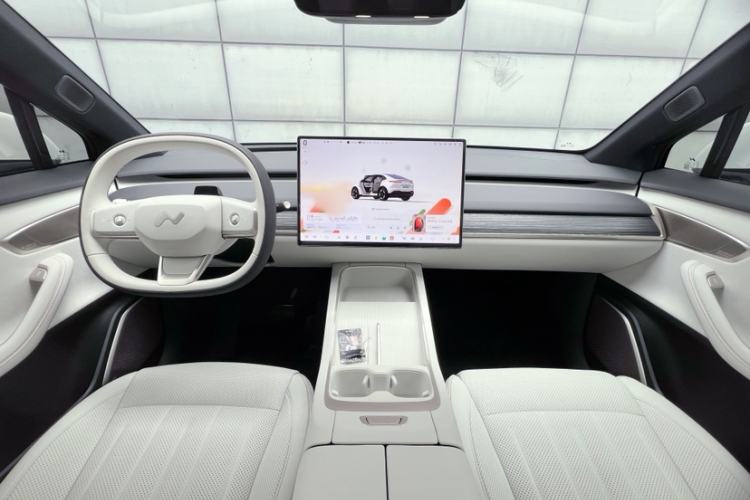 Used ONVO L60 2024 60 kWh Rear-Drive Version Interior 4