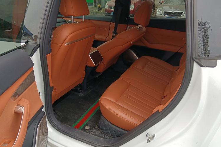 Used ONVO L60 2024 60 kWh Rear-Drive Version Interior 4