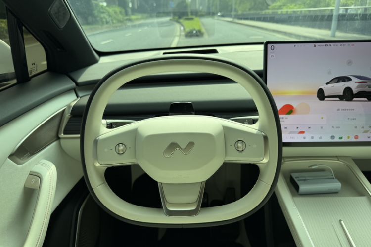 Used ONVO L60 2024 60 kWh Rear-Drive Version Interior 7