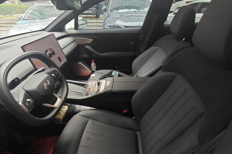 Used ONVO L60 2024 60 kWh All-Wheel Drive Left Front Seat