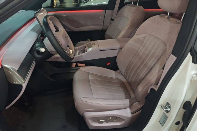 Used ONVO L60 2024 60 kWh Rear-Drive Version Left Front Seat