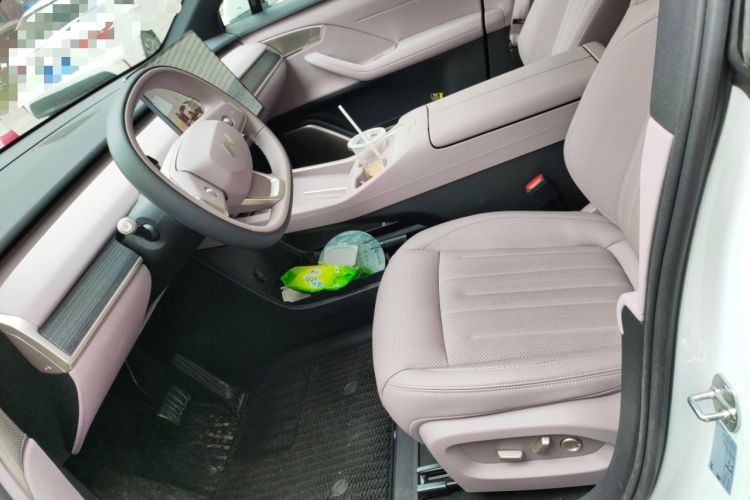 Used ONVO L60 2024 60 kWh Rear-Drive Version Left Front Seat