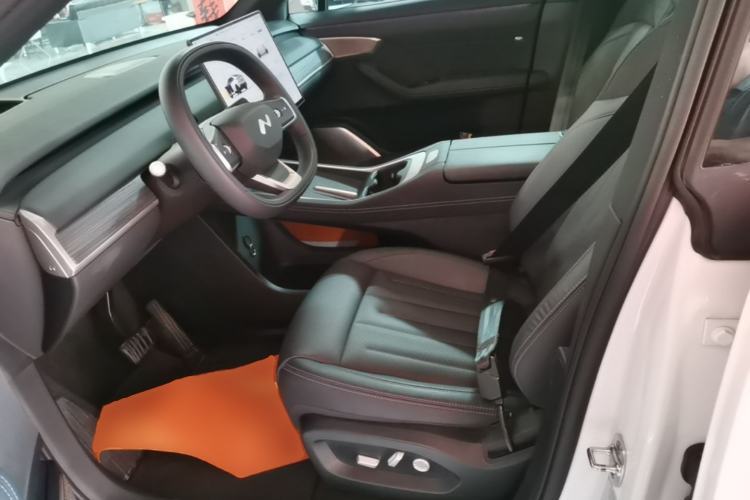 Used ONVO L60 2024 60 kWh Rear-Drive Version Left Front Seat