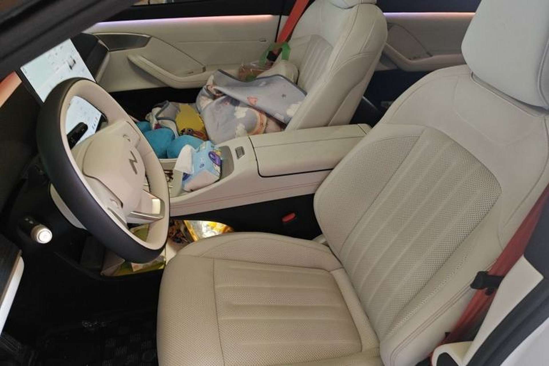 Used ONVO L60 2024 60 kWh Rear-Drive Version Left Front Seat