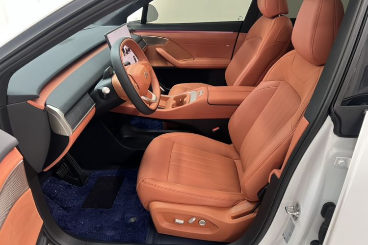 Used ONVO L60 2024 60 kWh Rear-Drive Version Left Front Seat