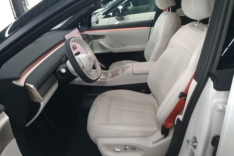 Used ONVO L60 2024 60 kWh Rear-Drive Version Left Front Seat