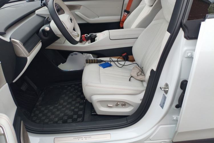 Used ONVO L60 2024 60 kWh Rear-Drive Version Left Front Seat