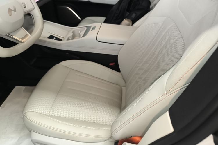 Used ONVO L60 2024 60 kWh Rear-Drive Version Left Front Seat