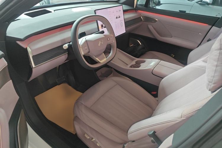 Used ONVO L60 2024 60 kWh Rear-Drive Version Left Front Seat