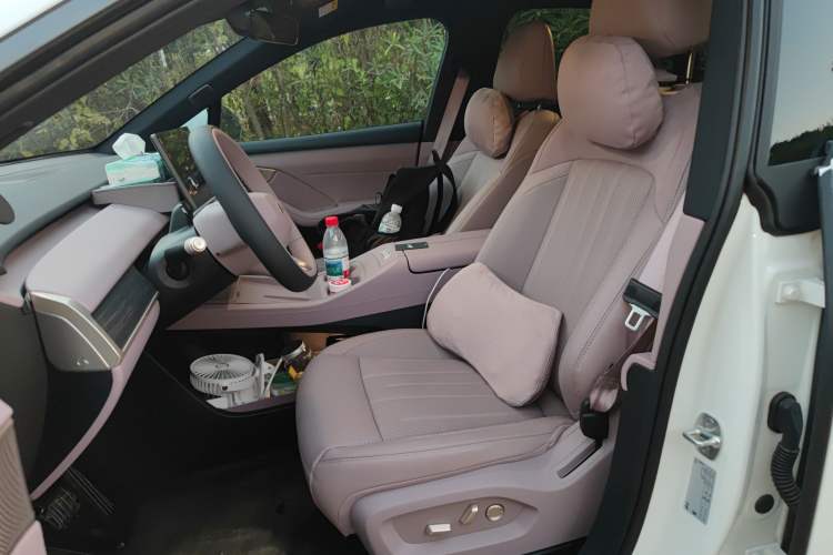 Used ONVO L60 2024 60 kWh Rear-Drive Version Left Front Seat