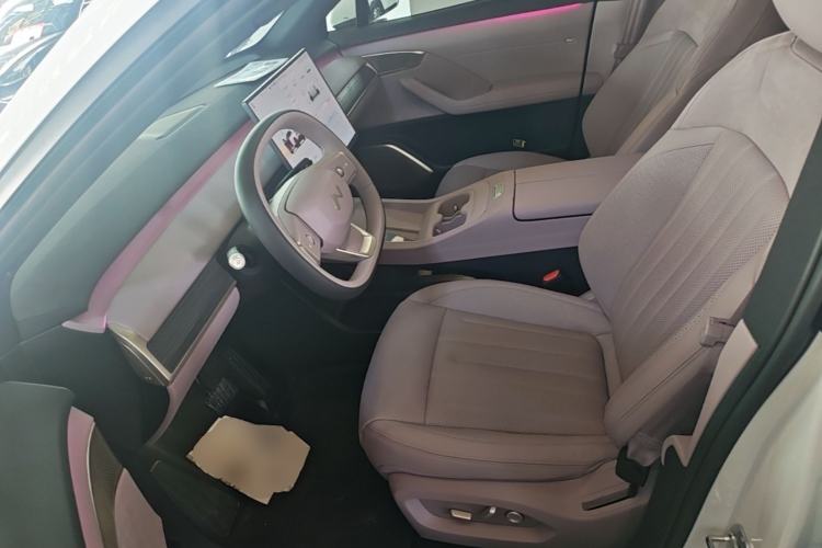 Used ONVO L60 2024 60 kWh Rear-Drive Version Left Front Seat