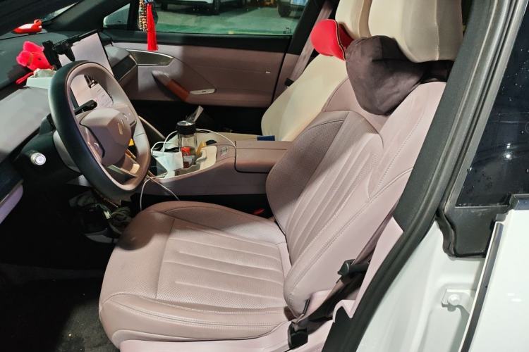 Used ONVO L60 2024 60 kWh Rear-Drive Version Left Front Seat