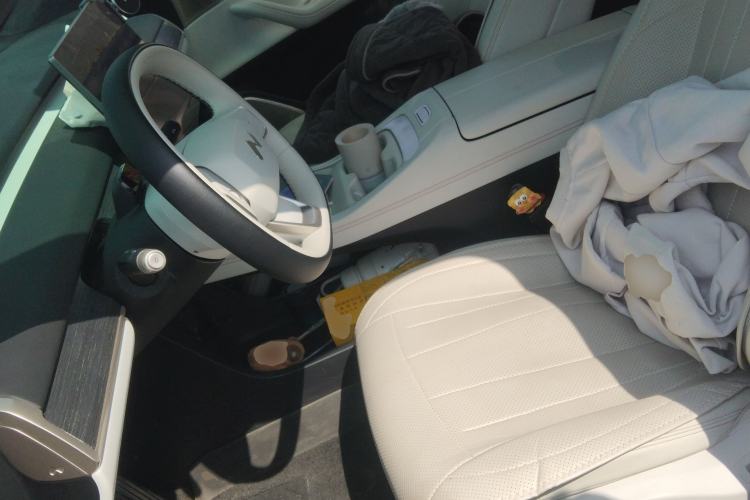 Used ONVO L60 2024 60 kWh Rear-Drive Version Left Front Seat