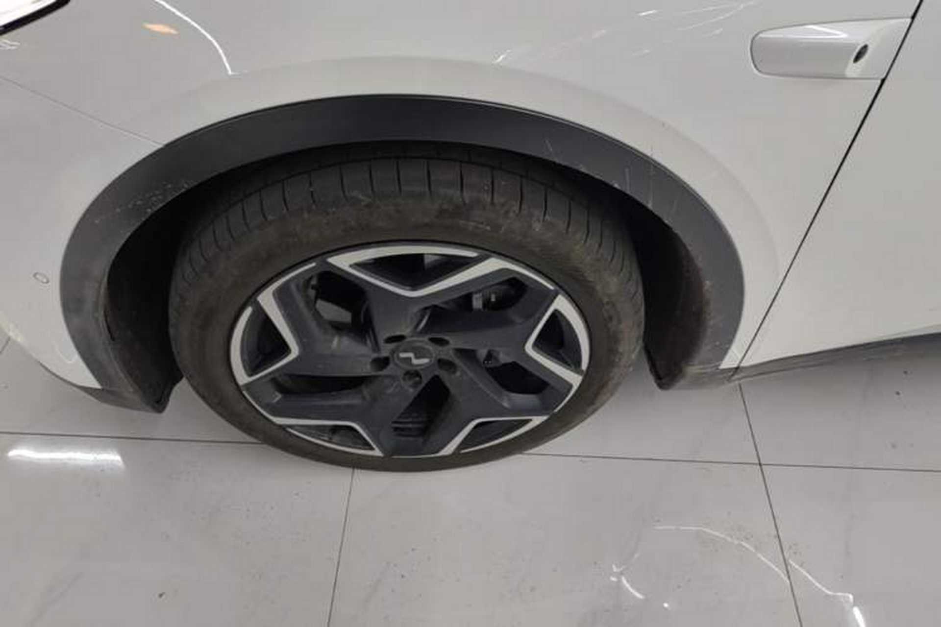 Used ONVO L60 2024 60 kWh Rear-Drive Version Left Front Wheel Hub