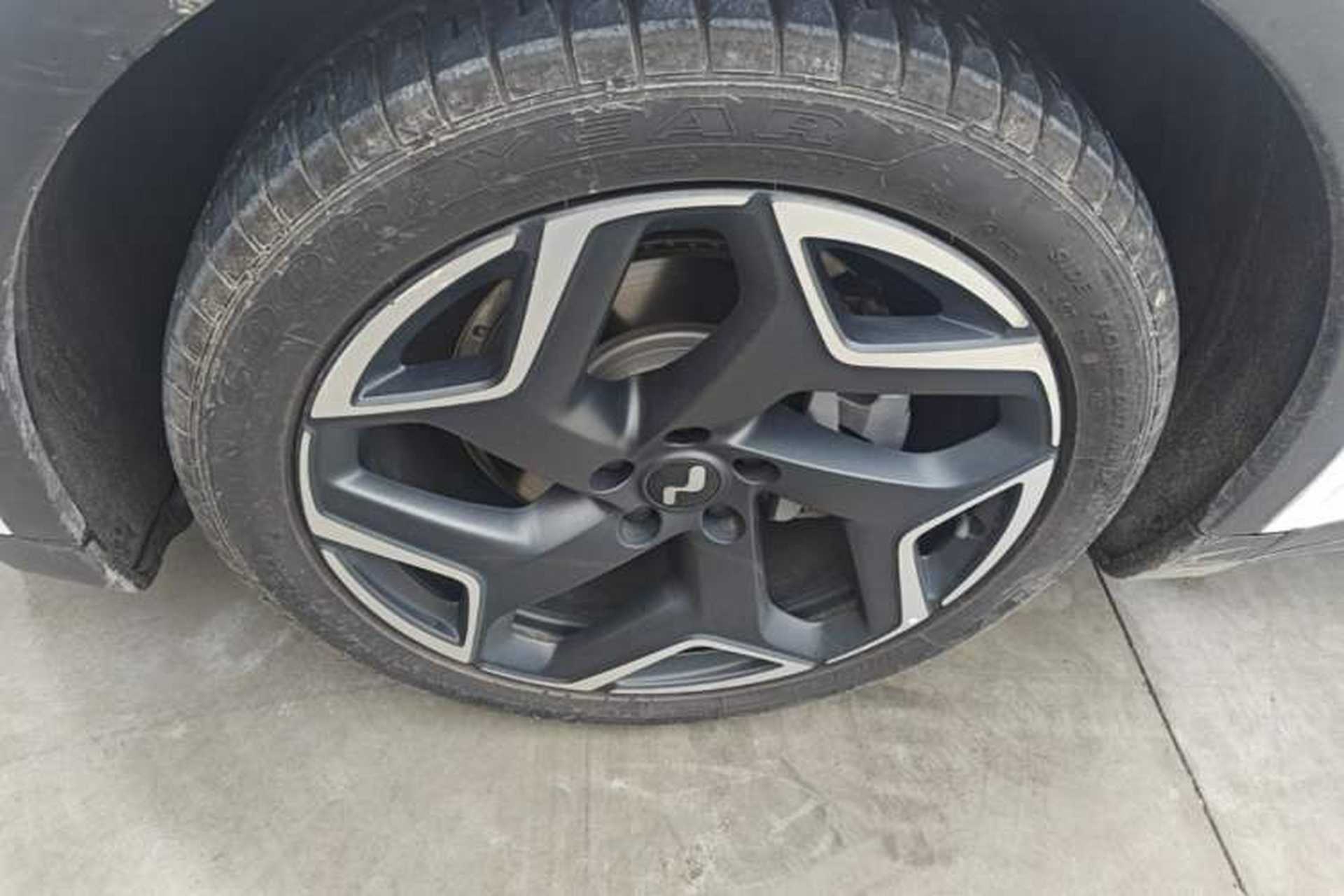 Used ONVO L60 2024 60 kWh Rear-Drive Version Left Front Wheel Hub