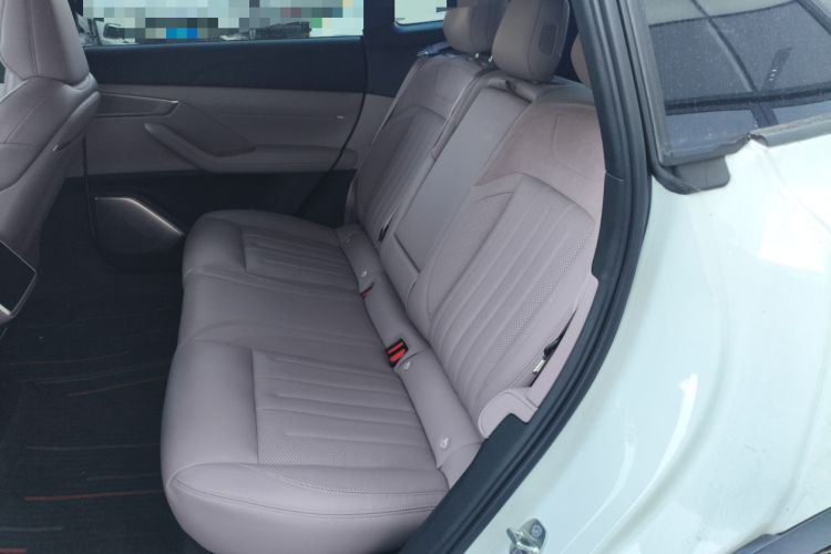 Used ONVO L60 2024 60 kWh Rear-Drive Version Left Rear Seat