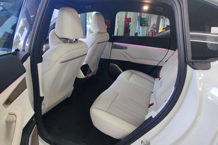Used ONVO L60 2024 60 kWh Rear-Drive Version Left Rear Seat