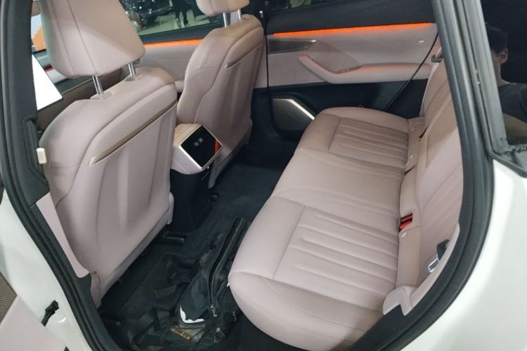 Used ONVO L60 2024 60 kWh Rear-Drive Version Left Rear Seat