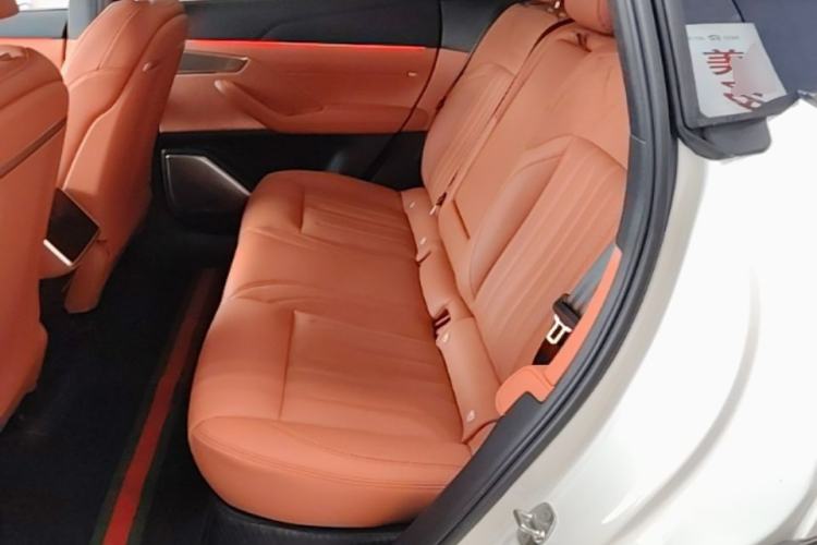 Used ONVO L60 2024 60 kWh Rear-Drive Version Left Rear Seat