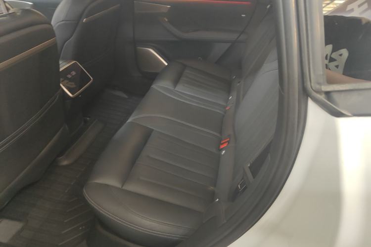 Used ONVO L60 2024 60 kWh Rear-Drive Version Left Rear Seat
