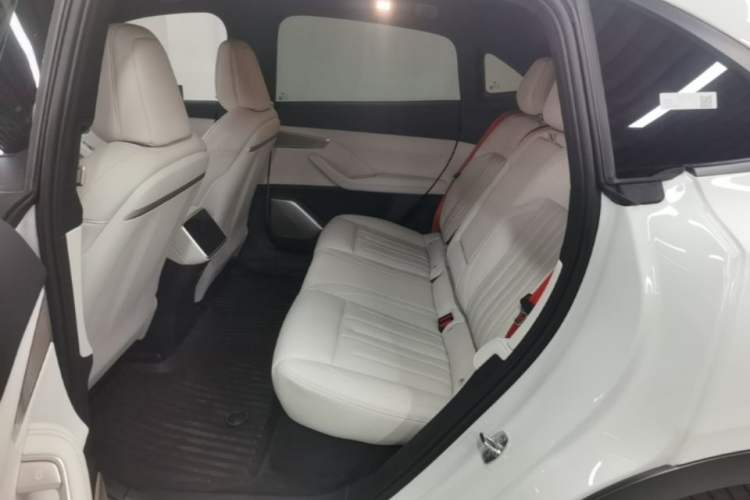 Used ONVO L60 2024 60 kWh Rear-Drive Version Left Rear Seat