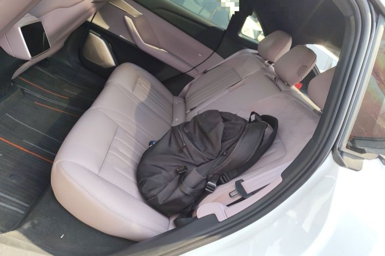 Used ONVO L60 2024 60 kWh Rear-Drive Version Left Rear Seat
