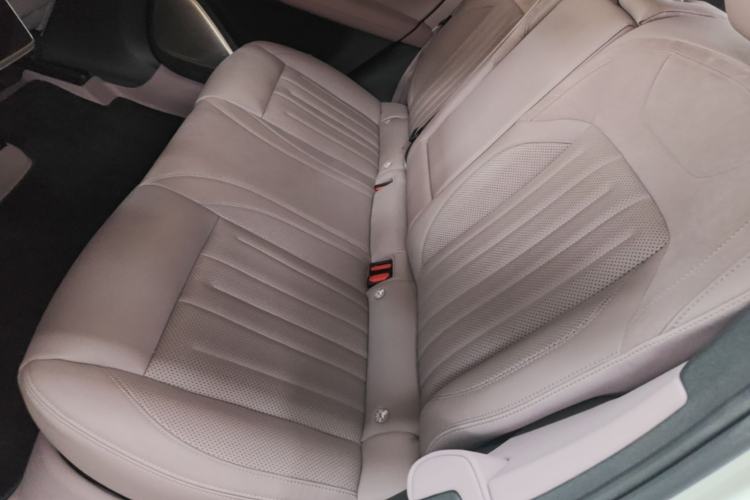 Used ONVO L60 2024 60 kWh Rear-Drive Version Left Rear Seat
