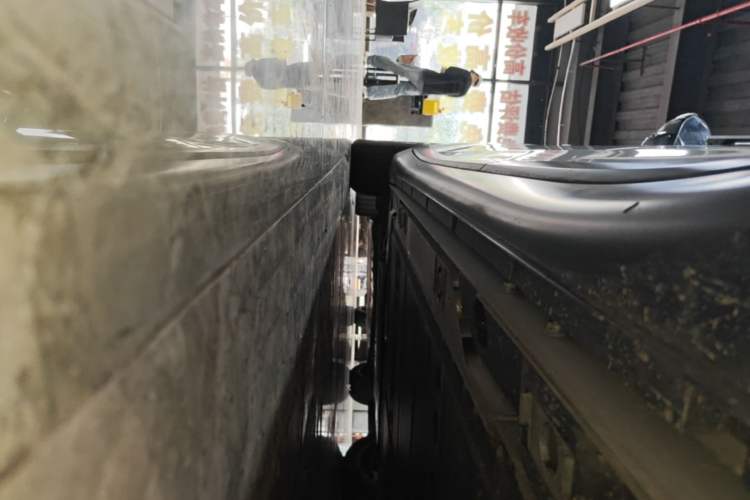Used ONVO L60 2024 60 kWh Rear-Drive Version Left Side Sill