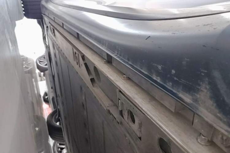 Used ONVO L60 2024 60 kWh Rear-Drive Version Left Side Sill