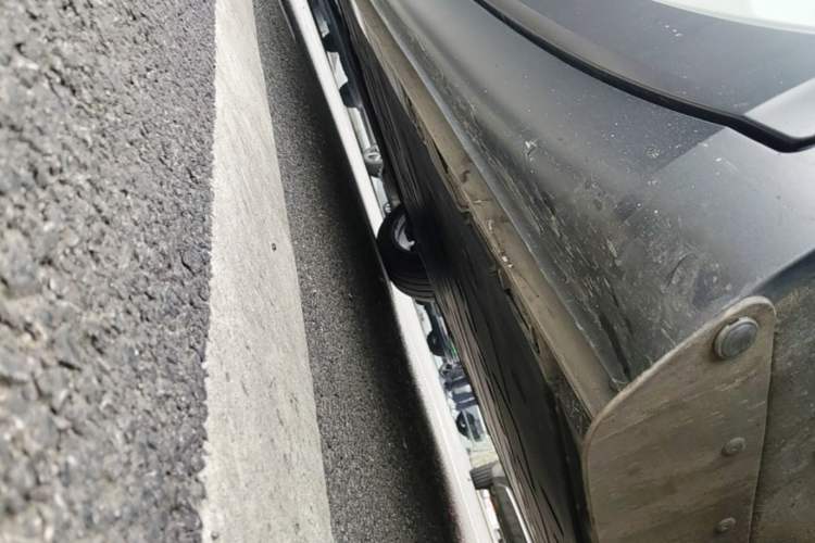 Used ONVO L60 2024 60 kWh Rear-Drive Version Left Side Sill