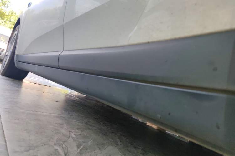 Used ONVO L60 2024 60 kWh Rear-Drive Version Left Side Sill