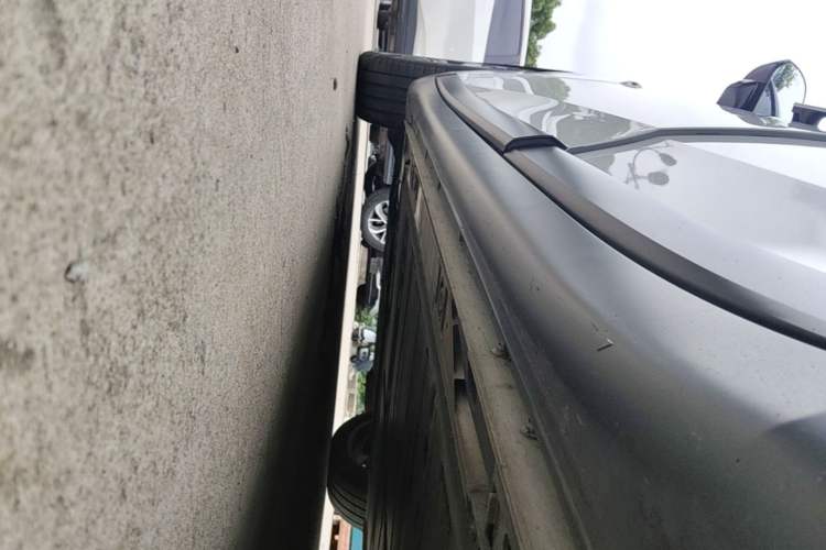 Used ONVO L60 2024 60 kWh Rear-Drive Version Left Side Sill