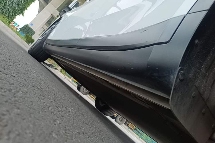 Used ONVO L60 2024 60 kWh Rear-Drive Version Left Side Sill
