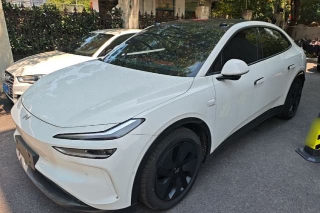 Used ONVO L60 2024 60 kWh Rear-Drive Version