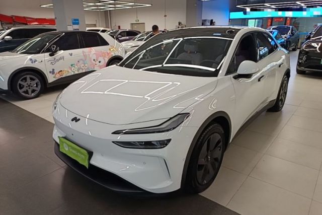 Used ONVO L60 2024 60 kWh Rear-Drive Version