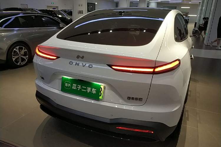 Used ONVO L60 2024 60 kWh Rear-Drive Version Rear