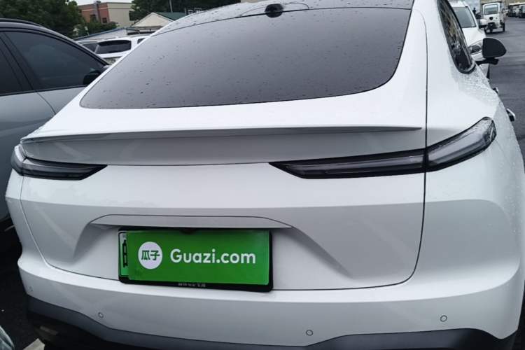 Used ONVO L60 2024 60 kWh Rear-Drive Version Rear
