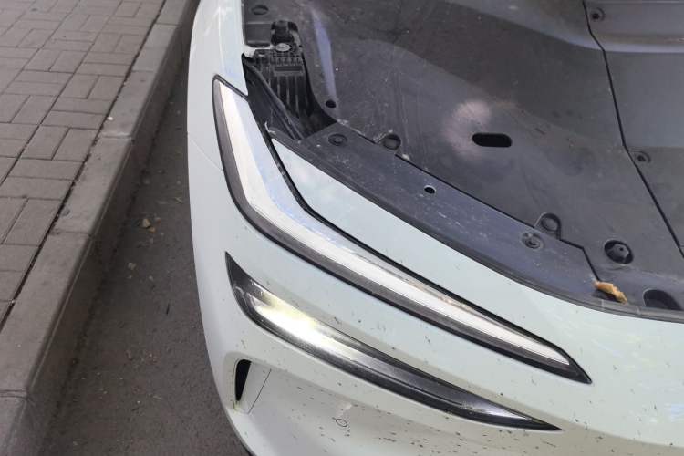 Used ONVO L60 2024 60 kWh Rear-Drive Version Right Front Headlight