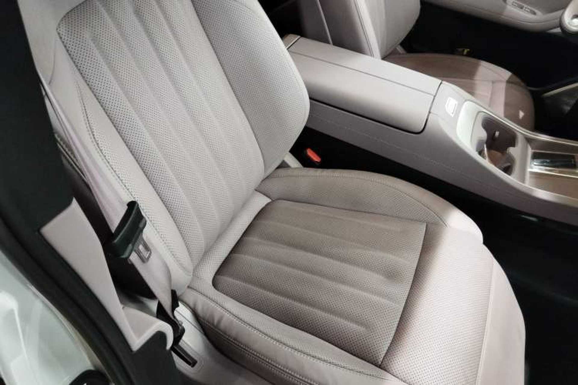 Used ONVO L60 2024 60 kWh Rear-Drive Version Right Front Seat