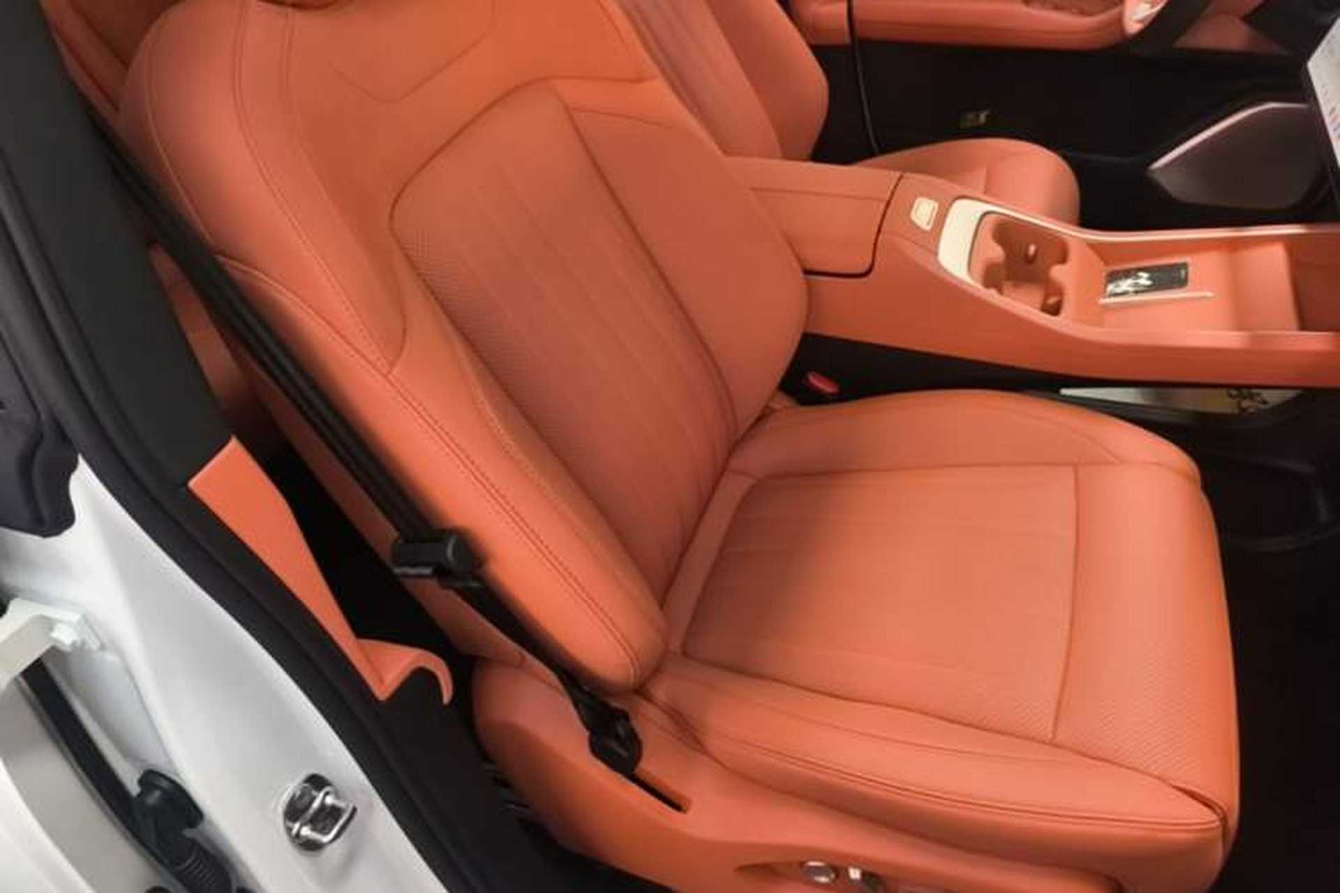 Used ONVO L60 2024 60 kWh Rear-Drive Version Right Front Seat