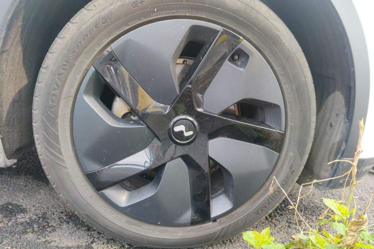Used ONVO L60 2024 60 kWh Rear-Drive Version Right Front Wheel Hub